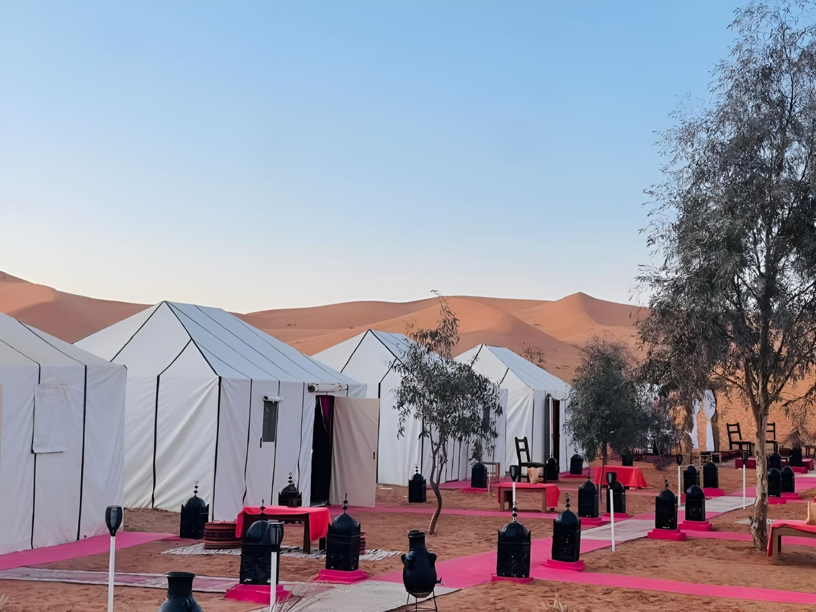 Luxury desert camp in the Erg Chebbi dunes near Merzouga